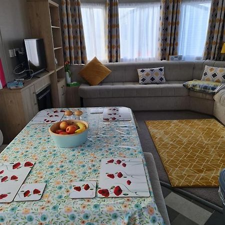 Caravan By The Sea Elgin Buitenkant foto
