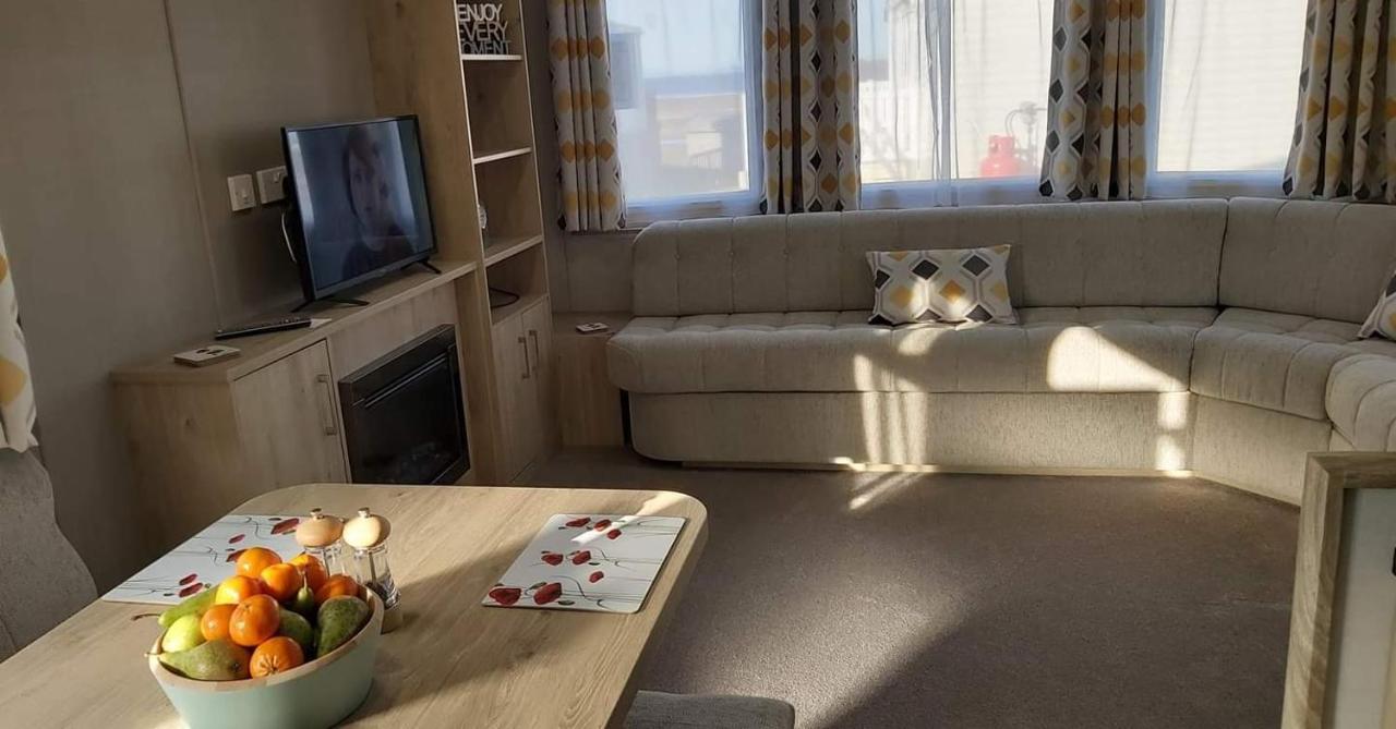 Caravan By The Sea Elgin Buitenkant foto